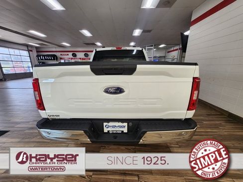 Used 2023 Ford F150 XLT image 4