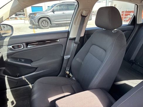 Used 2023 Honda Civic EX image 14