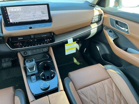 New 2026 Nissan Rogue Platinum w/ Platinum Premium Package image 32