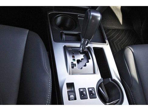 Used 2023 Toyota 4Runner SR5 Premium w/ Moonroof Package RWD image 25