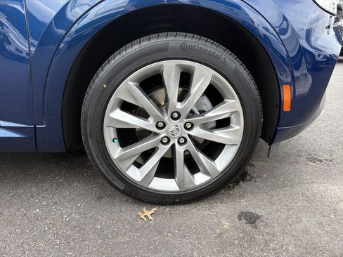 Used 2023 Buick Envision Avenir AWD/4WD image 12