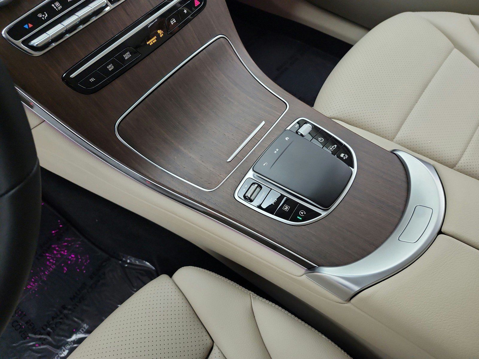 Used 2022 Mercedes-Benz GLC 300 image 11