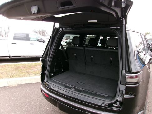 New 2026 Jeep Grand Wagoneer Limited w/ Premium Group II image 16