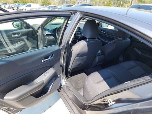 Used 2022 Nissan Altima 2.5 S FWD image 7