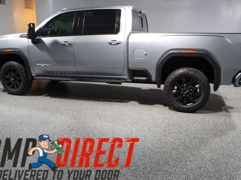 Used 2025 GMC Sierra 2500 AT4 w/ AT4 Premium Plus Package image 10