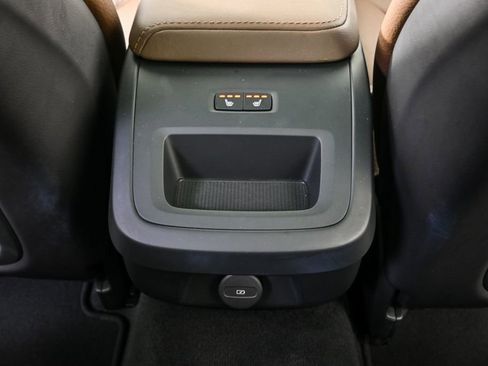 Certified 2025 Volvo V60 B5 Cross Country Plus image 21