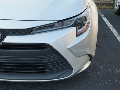 Used 2024 Toyota Corolla LE FWD image 12