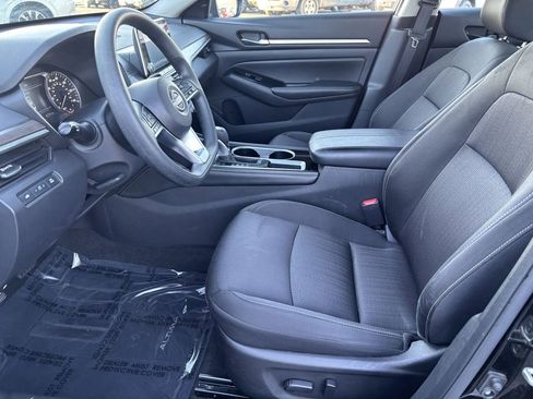 Used 2023 Nissan Altima 2.5 SV image 13