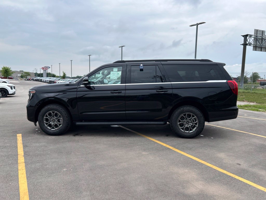 New 2027 Ford Expedition Max Active AWD/4WD image 9