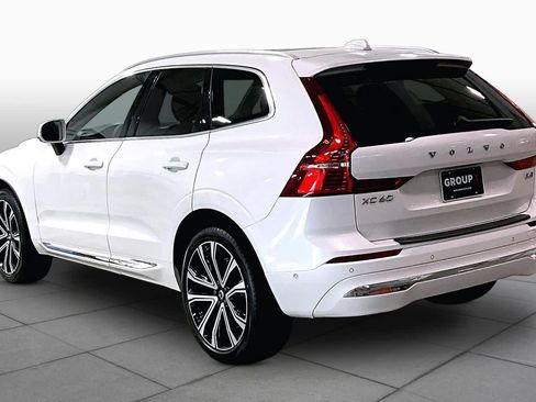 Used 2023 Volvo XC60 B6 Ultimate w/ Climate Package AWD/4WD image 12