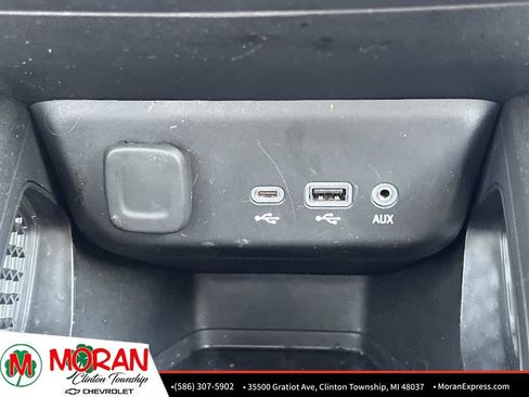 Certified 2023 Chevrolet TrailBlazer LT w/ Convenience Package FWD image 27
