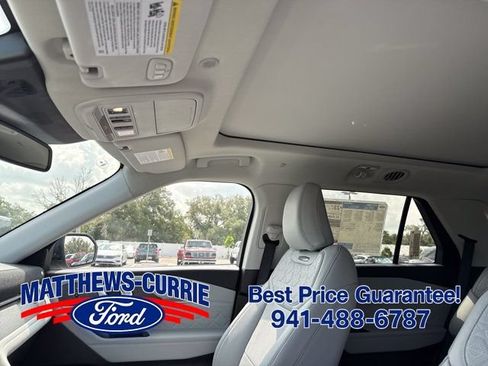 New 2026 Ford Explorer Platinum w/ LUX Leather Package AWD/4WD image 11