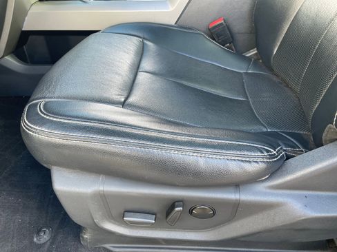 Used 2022 Ford F250 Lariat w/ Lariat Ultimate Package image 13