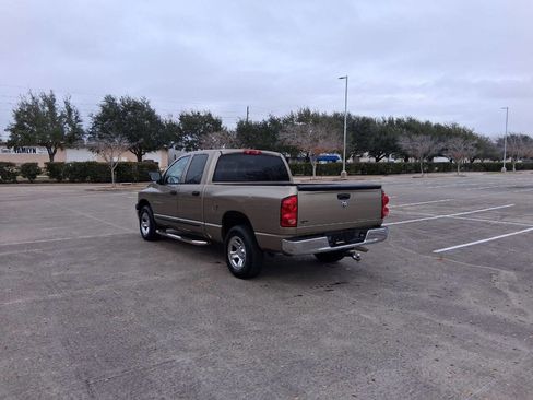 Used 2007 Dodge Ram 1500 Truck ST image 4