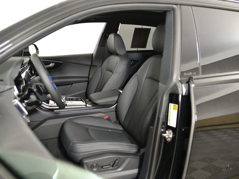 New 2026 Audi Q8 Premium Plus image 4