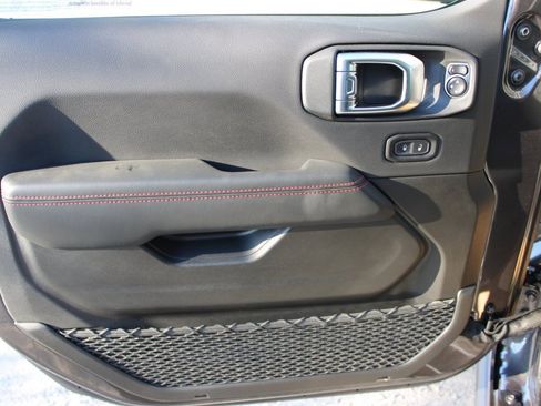 New 2026 Jeep Wrangler Rubicon w/ Technology Group image 9