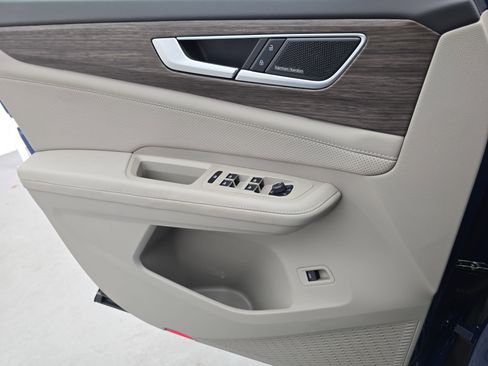 Certified 2025 Volkswagen Atlas SEL Premium R-Line image 28