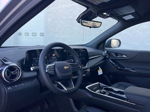 New 2026 Chevrolet Equinox LT w/ Convenience Package II image 10