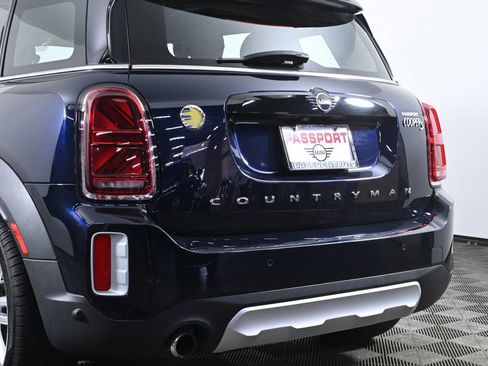 Certified 2022 MINI Cooper Countryman SE w/ Convenience Package image 8