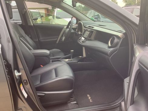 Used 2015 Toyota RAV4 Limited AWD/4WD image 14
