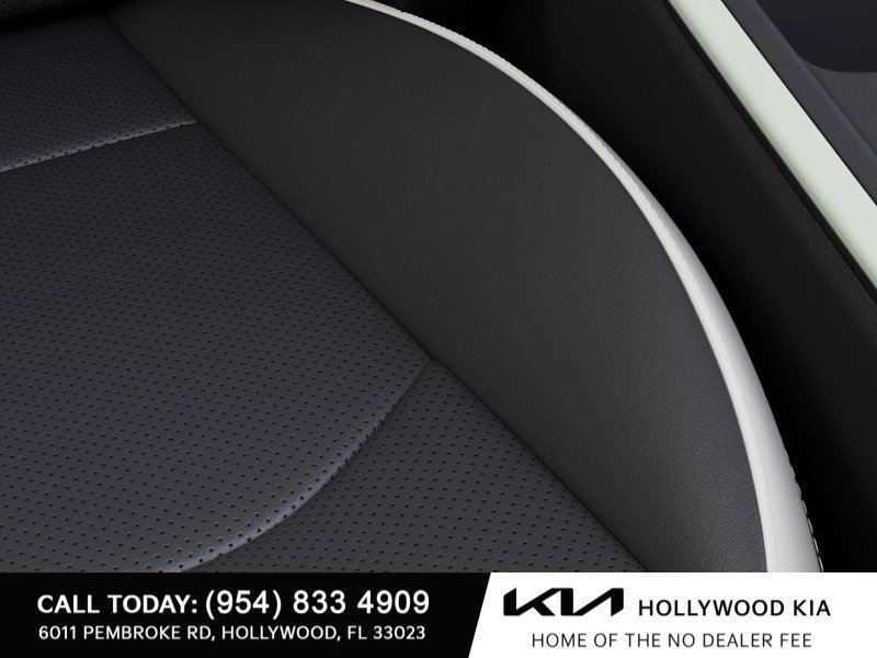 New 2026 Kia K4 GT-Line w/ GT-Line Premium Package FWD image 24