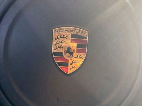 Used 2016 Porsche Panamera 4S image 21