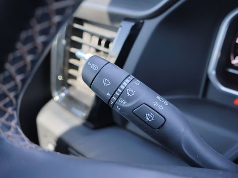 Used 2024 GMC Sierra 2500 AT4 w/ AT4 Premium Plus Package image 20