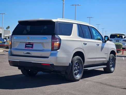 Used 2024 Chevrolet Tahoe LT w/ Luxury Package image 5