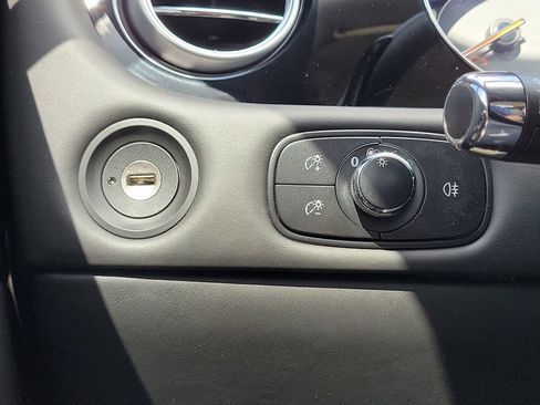 Used 2014 Bentley Continental GT image 32