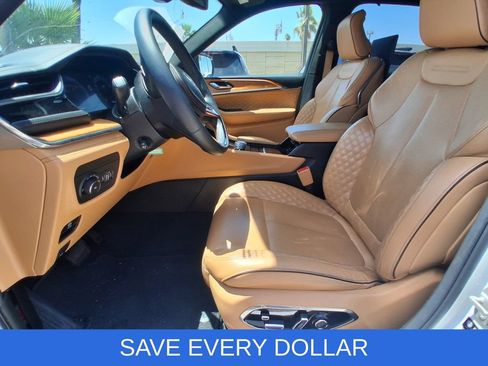 Used 2024 Jeep Grand Cherokee L Summit AWD/4WD image 12