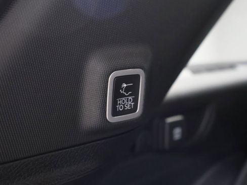 Used 2023 Jeep Grand Cherokee Altitude image 22