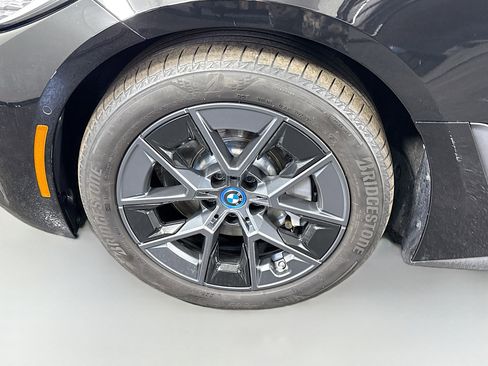 Used 2023 BMW i4 eDrive35 w/ Premium Package image 38