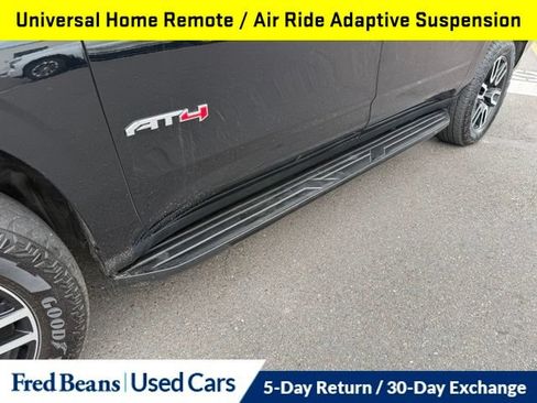 Used 2024 GMC Yukon XL AT4 AWD/4WD image 8