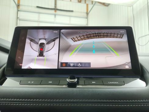 Used 2026 Nissan Rogue Platinum w/ Platinum Premium Package AWD/4WD image 35