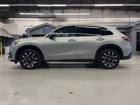 Used 2026 Honda HR-V EX-L image 4