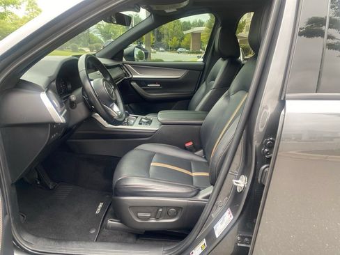 Used 2024 MAZDA CX-90 Plug-In Hybrid w/ Premium Plus AWD/4WD image 18