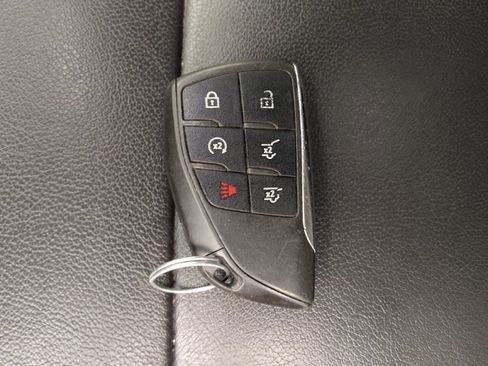 Used 2021 Chevrolet Suburban LT AWD/4WD image 32