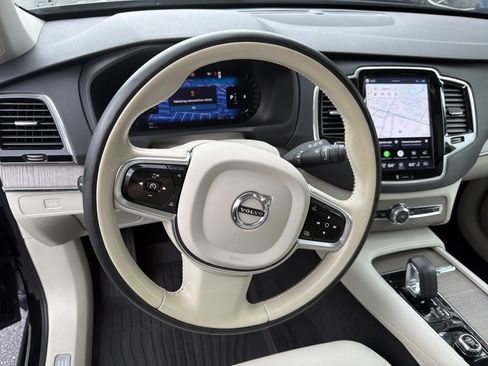 Certified 2023 Volvo XC90 B5 Plus w/ Protection Package Premier AWD/4WD image 18