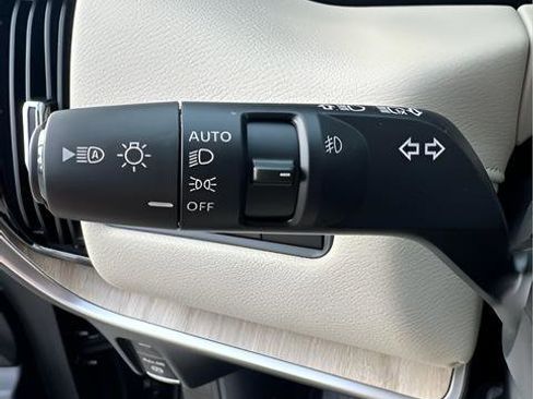 New 2026 Nissan Armada Platinum image 37