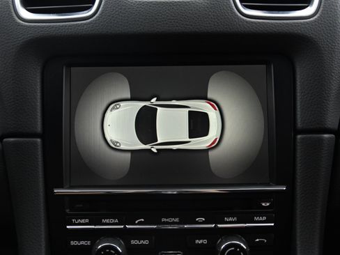 Used 2016 Porsche Cayman image 32