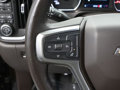 Used 2019 Chevrolet Silverado 1500 LTZ image 34