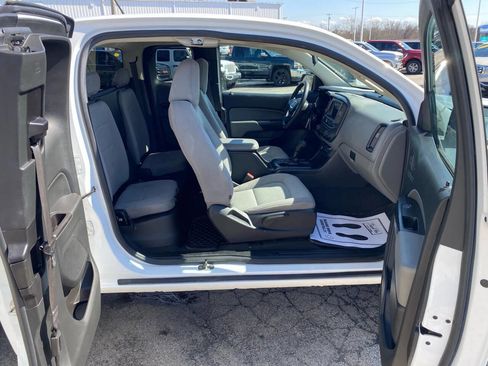 Used 2020 GMC Canyon W/T w/ Convenience Package RWD image 14