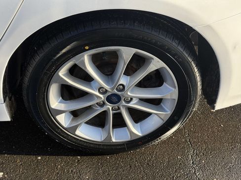 Used 2019 Ford Fusion Energi Titanium image 35