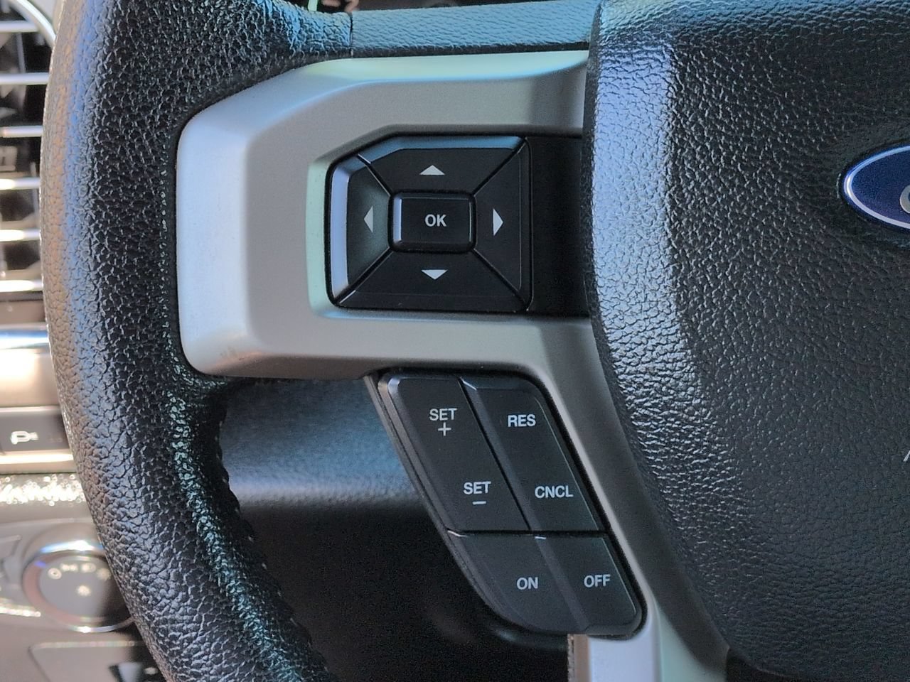 Used 2016 Ford F150 Lariat RWD image 24
