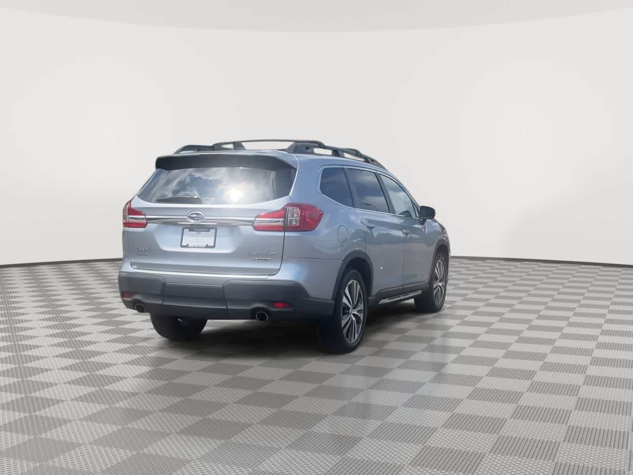 Used 2019 Subaru Ascent Limited w/ Popular Package #3 AWD/4WD image 8