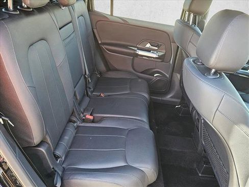 Used 2023 Mercedes-Benz GLB 250 4MATIC image 22