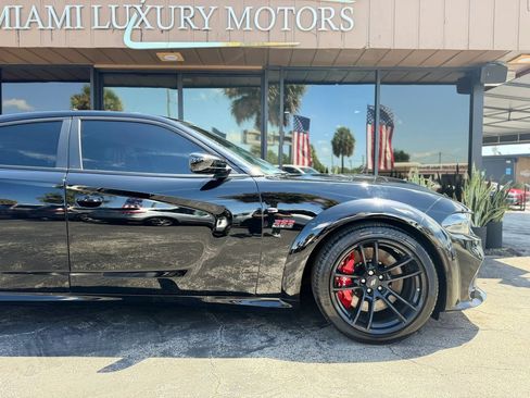 Used 2022 Dodge Charger Scat Pack RWD image 17
