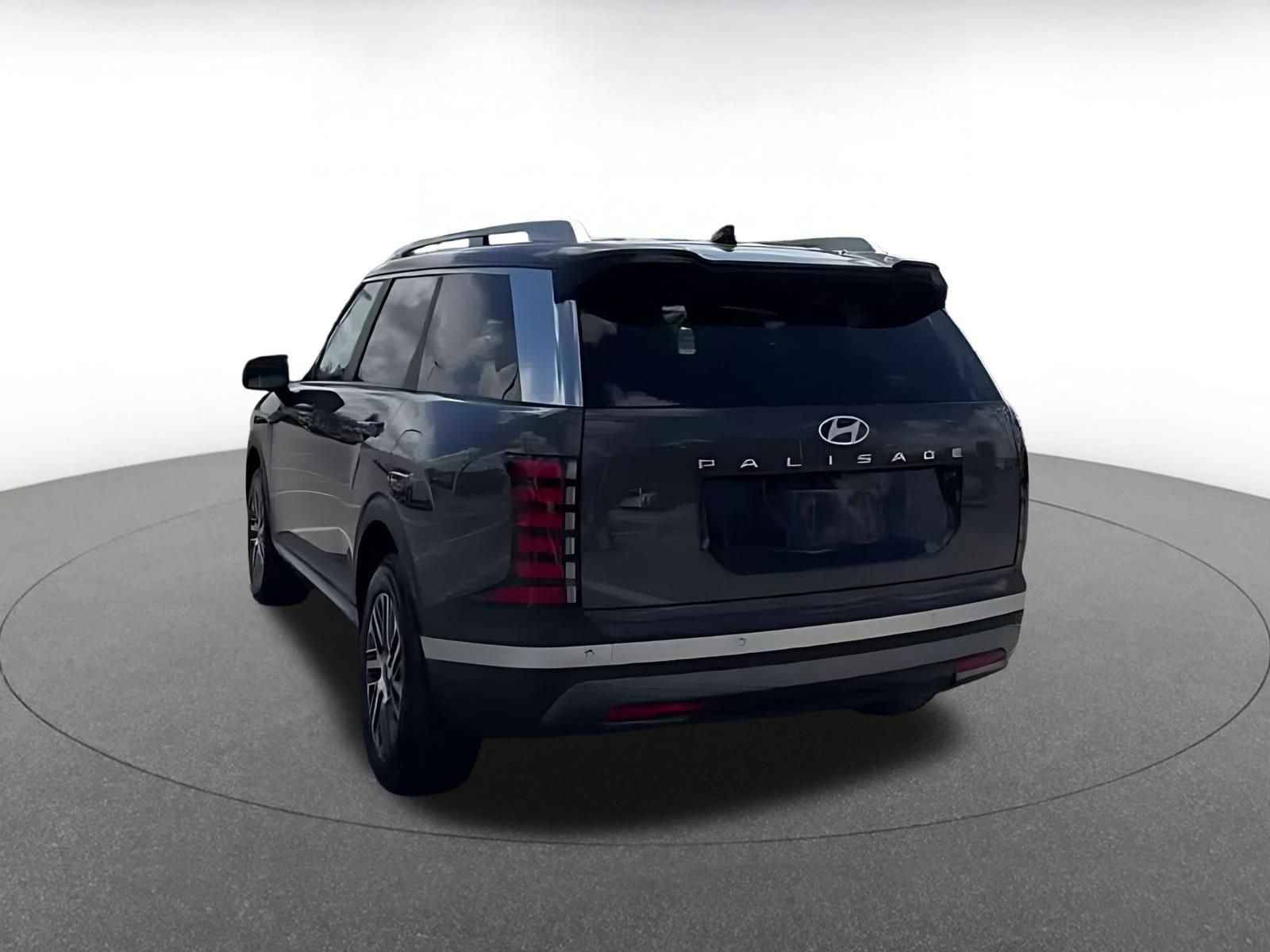 Used 2026 Hyundai Palisade SEL FWD image 10