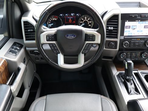 Used 2019 Ford F150 Lariat AWD/4WD image 28