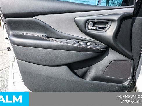 Used 2021 Nissan Murano SV image 37